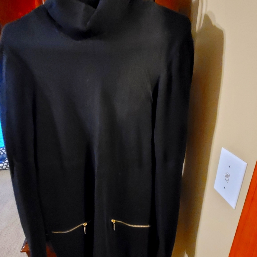 Women's sweater